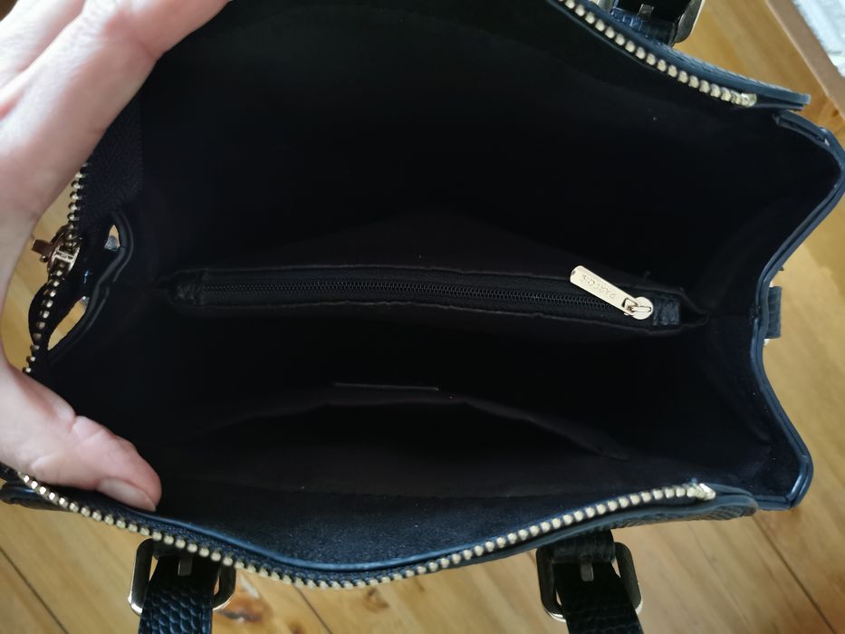 Czarna torebka Parfois