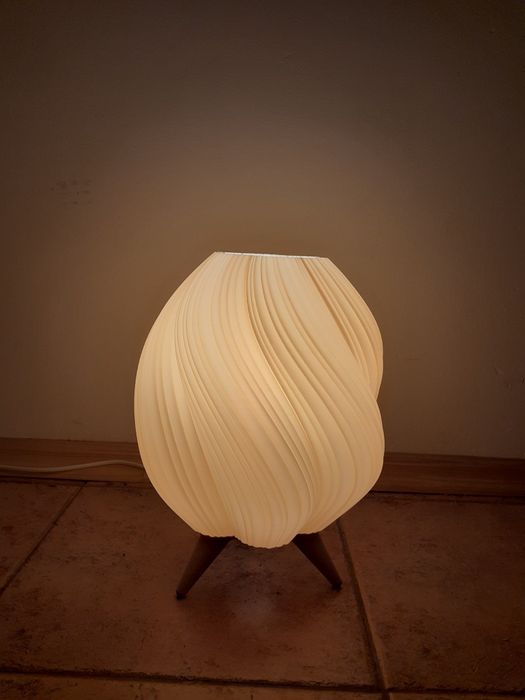 Світильник для інтер'єру