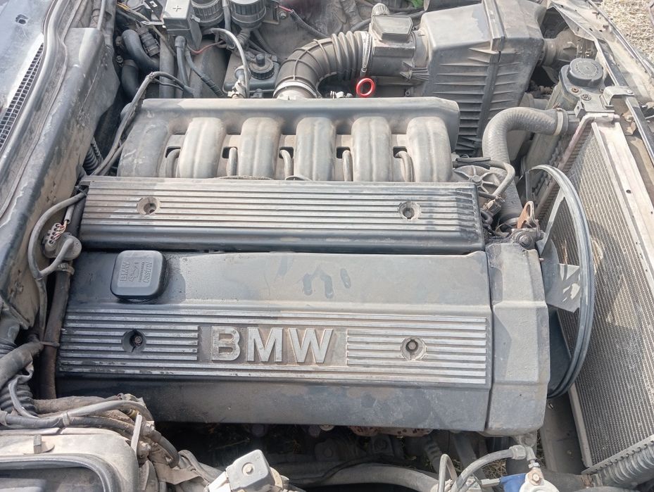 Продам двигун BMW34 М50В25