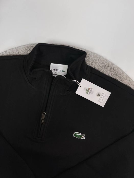 Полузамок Lacoste [ полузамок лакоста ]