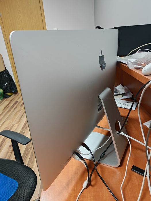 iMac 27” 5K Retina i7 32 GB RAM 128 SSD+1TB HDD