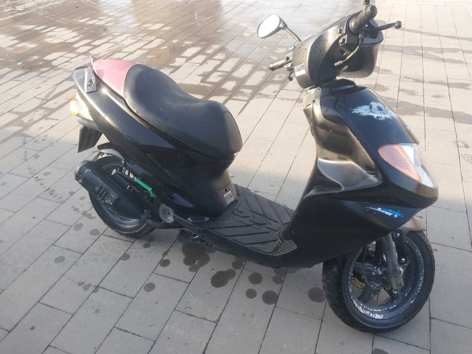 Продам скутер на ходу