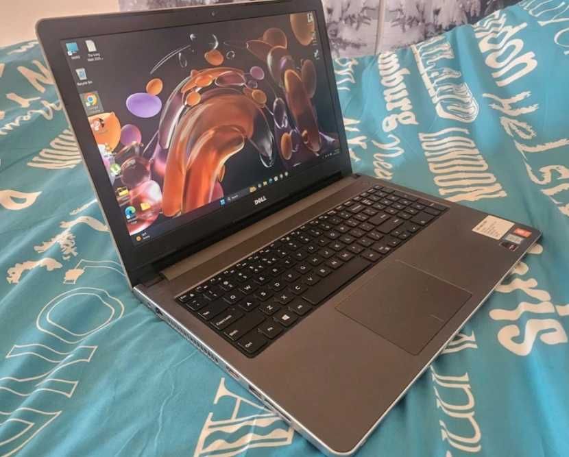 mocny Laptop Dell 5559 i5-6200 SSD ram 8g grafika R5 4g FullHD W11