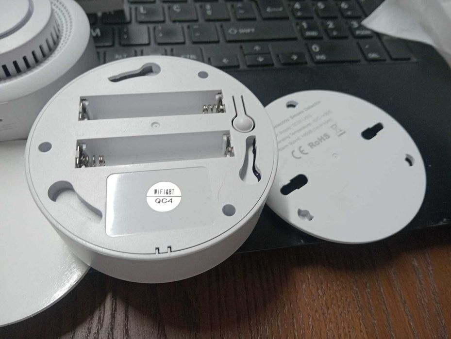 Pack 2 Detetores de Fumo Inteligentes Tuya Smart Wi-Fi