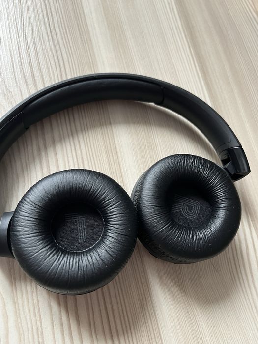 JBL Tune 520BT наушники