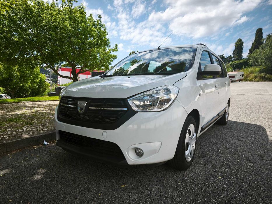 Dacia Lodgy 1.6 MPI Confort 7L Bi-Fuel