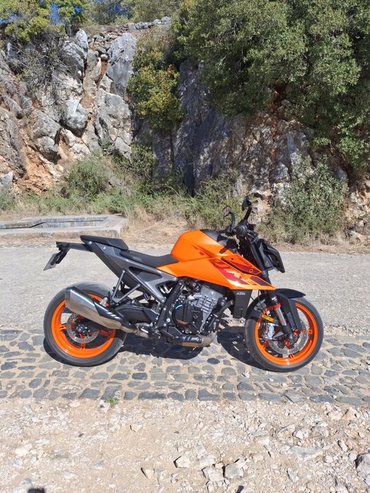 KTM DUKE 990 2024
