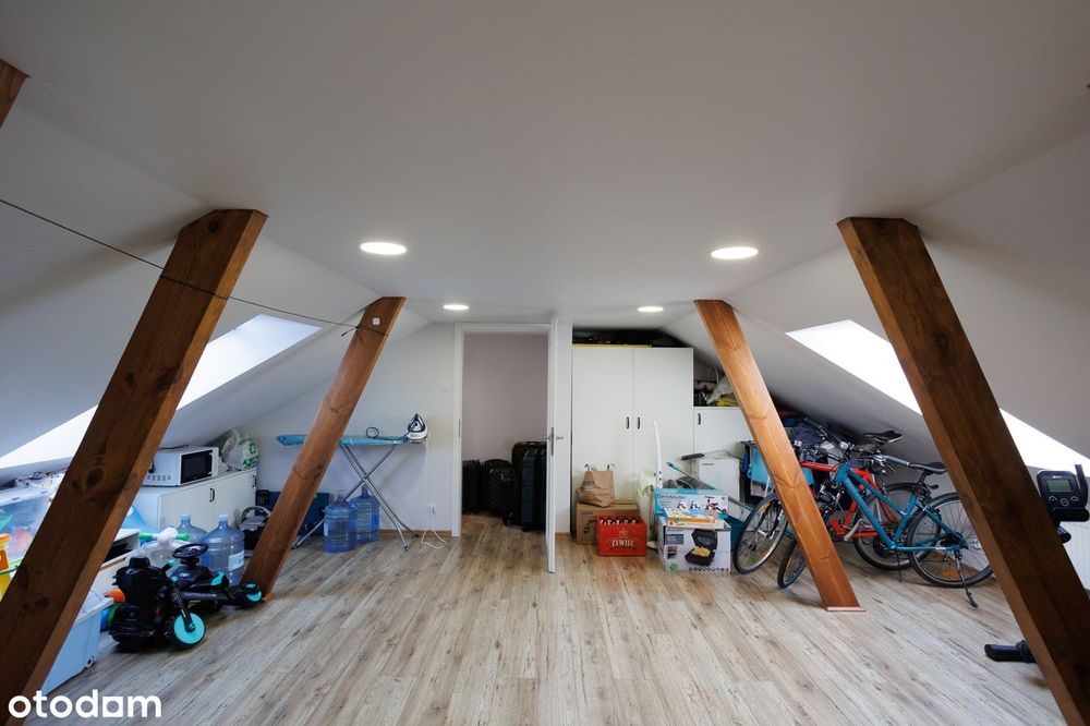Mieszkanie 3 pokoje + salon ! Poddasze 40 m2