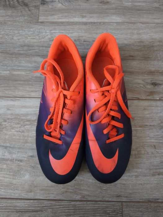 Футбольні бутси моделі Nike Hypervenom Phade II FG, 38 р
