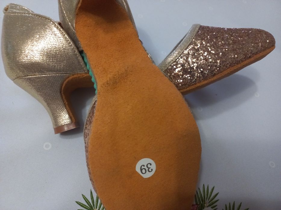 Buty do tańca r.39 wew.24cm Nowe