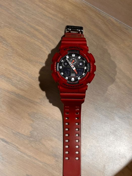 Casio G shock  100 B