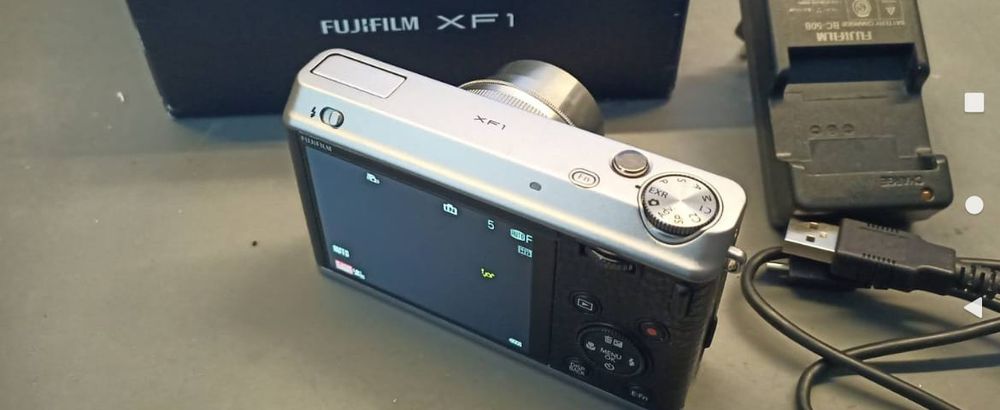 F U J I  XF1 /// Tel 663.706.027