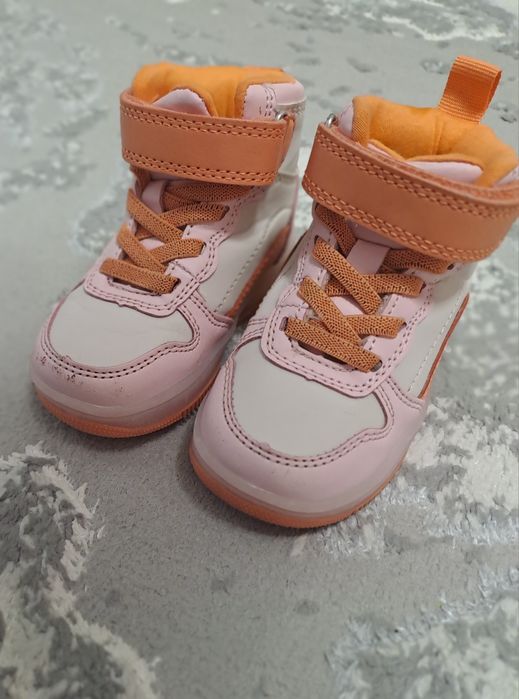 Высокие кроссовки/хайтопи reserved на девочку 20/21 р