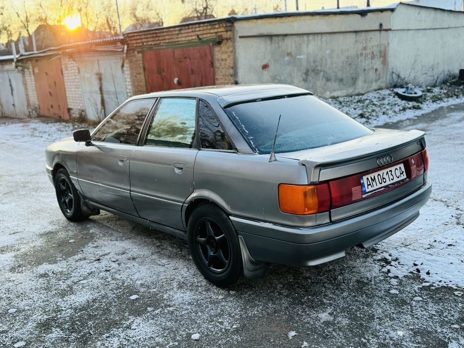 Продам Audi 80 Б3 1.8 Карбюратор Газ/Бензин