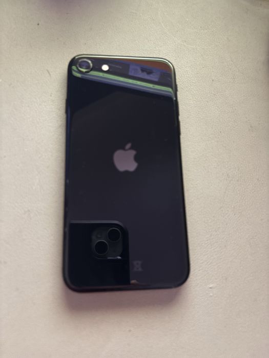 iPhone SE 2 (2020) 64 GB – bardzo dobry stan, w 100% sprawny