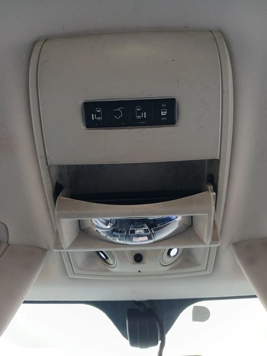 Plafonier frente CHRYSLER Grand Voyager V (RT)