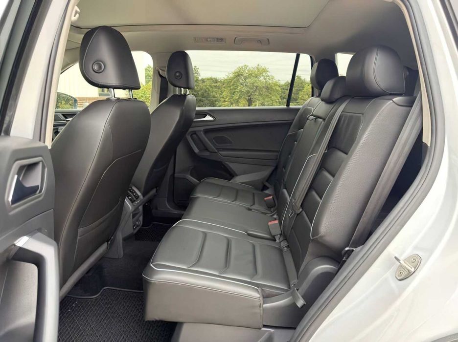 Volkswagen Tiguan      2019