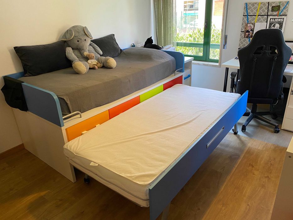 Quarto Juvenil compacto64584396411267123