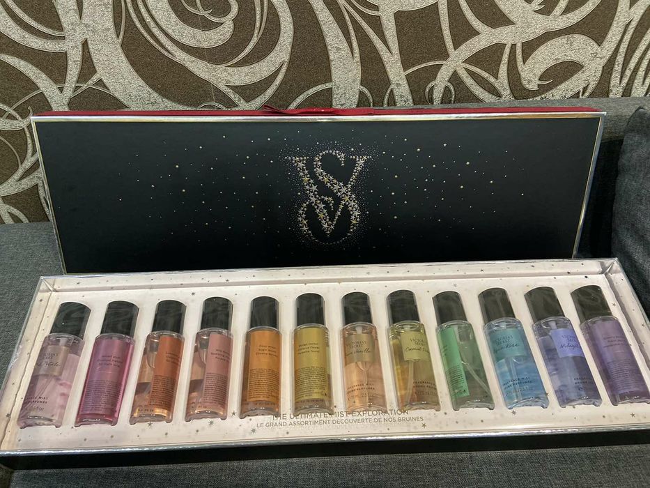 Подарунковий набір Вікторія сікрет 12 в 1. Парфумований спреї Victoria