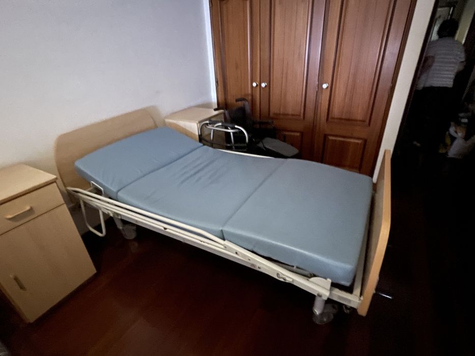 Cama articulada manual