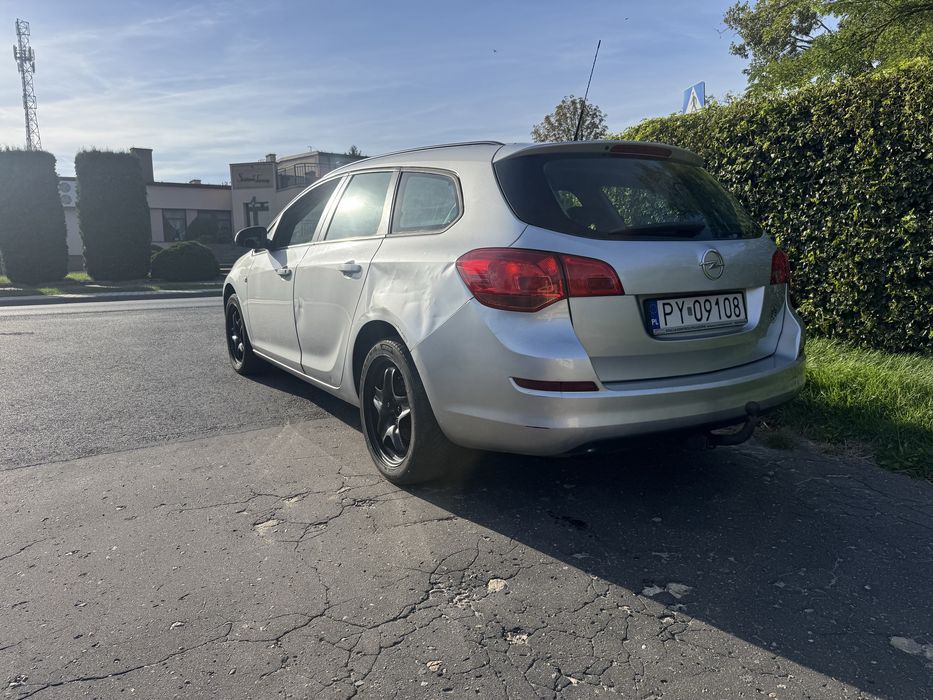 Opel Astra J 1.4 bez turbo zamiana