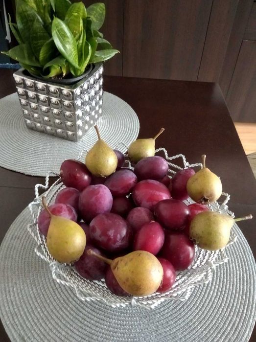 Słodkie soczyste śliwki 3 zł / kilogram