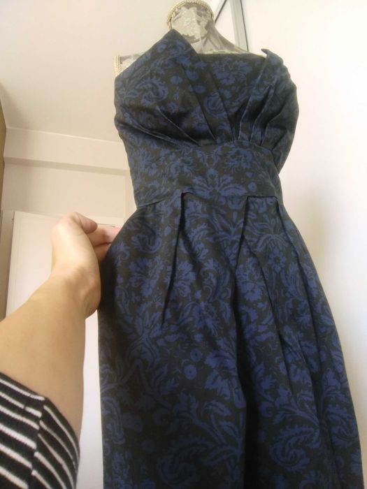 Vestido romântico cai-cai, azul e preto, Tamanho L