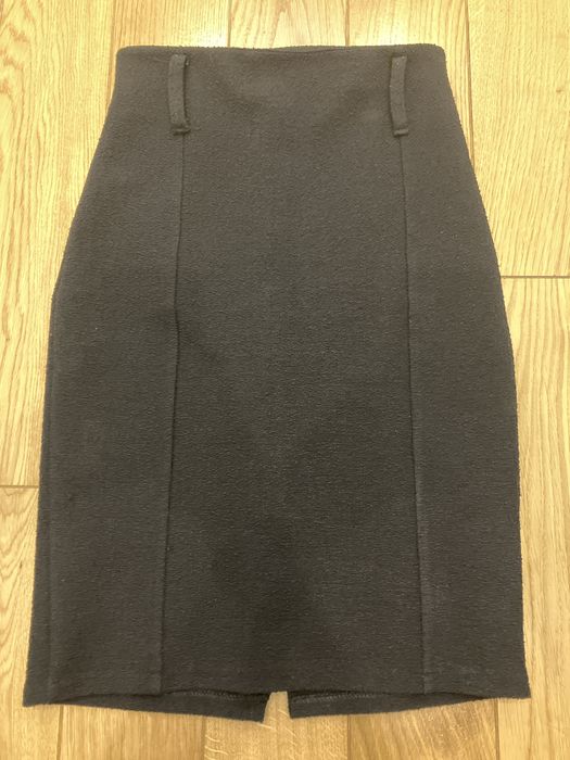 Elegancka spodnica damska na gumce