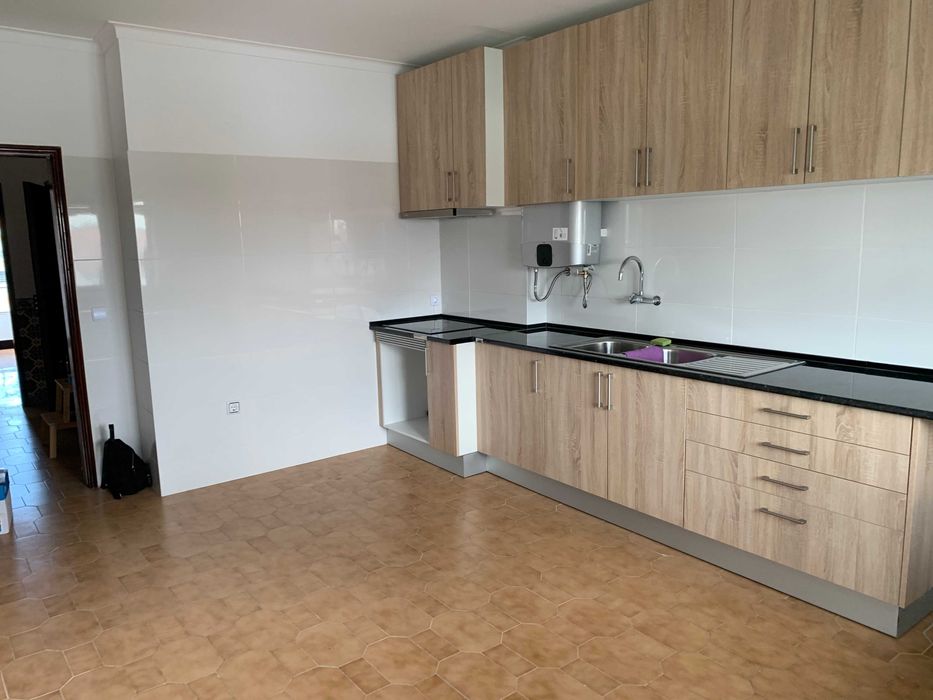 Apartamento t2+1 na Rua 25 de Abril no Pinhal Novo