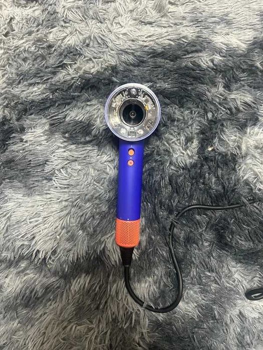 Zupełnie nowa, oryginalna suszarka do włosów Dyson HD16