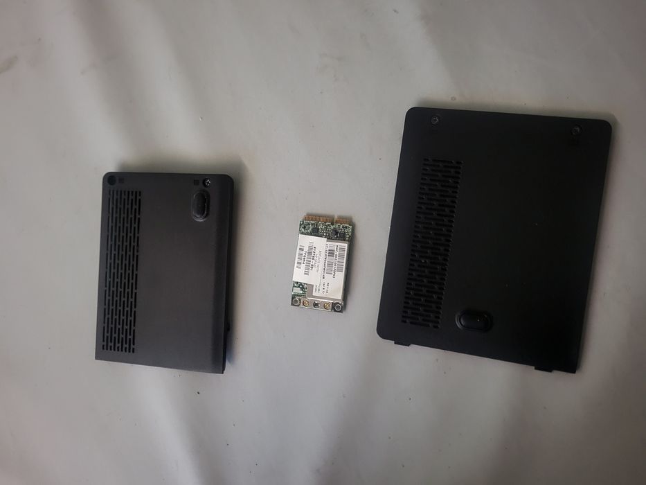 Sprzedam zaślepki Ram HDD oraz Wifi do Laptopa HP PAVILION DV6700