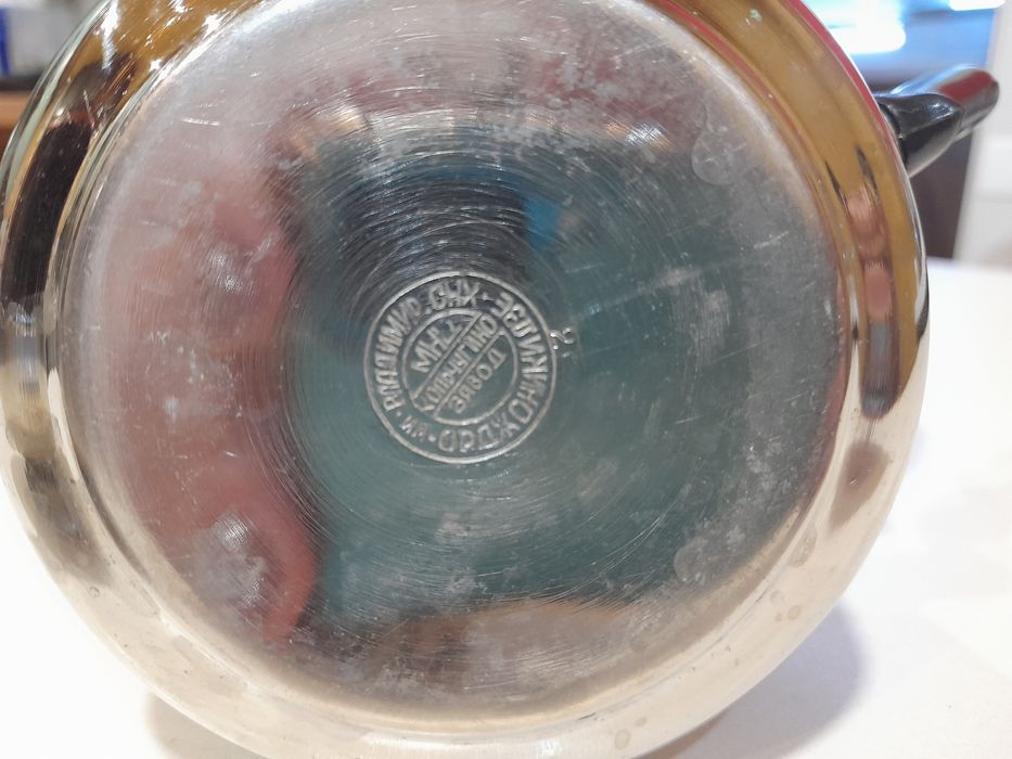 Заварник та цукорниця (неіржавійка)