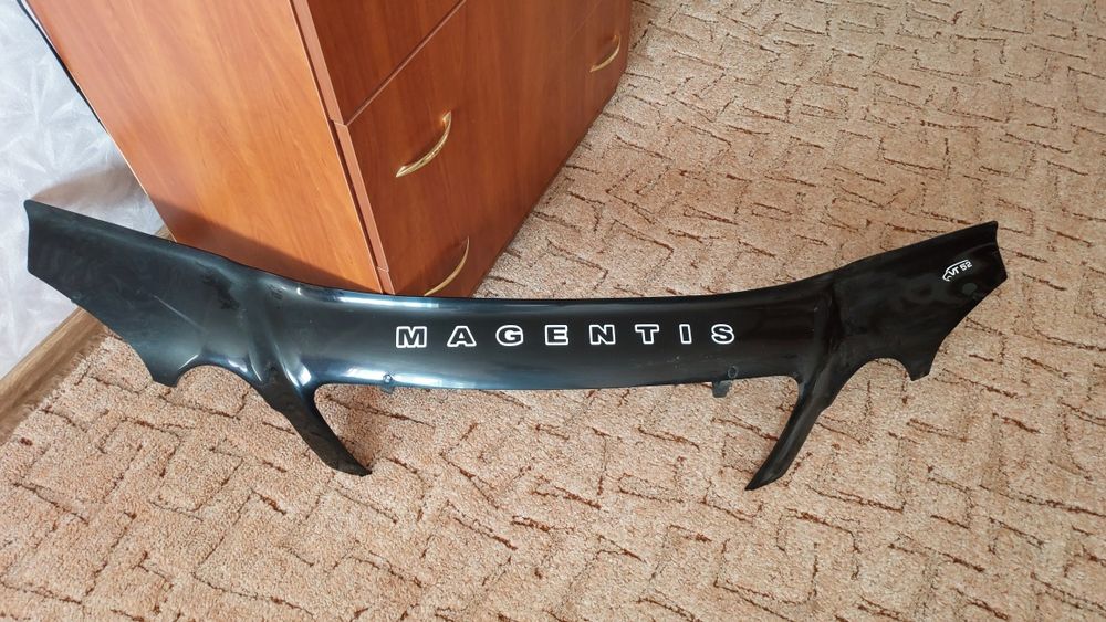 Дефлектор капота мухобойка Kia Magentis (2003-2005) б/у.