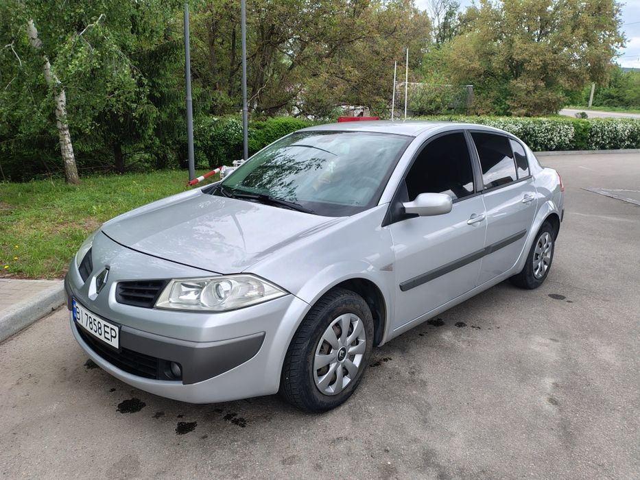 Продам Renault Megan 2 1.6 бензин в кузові седан