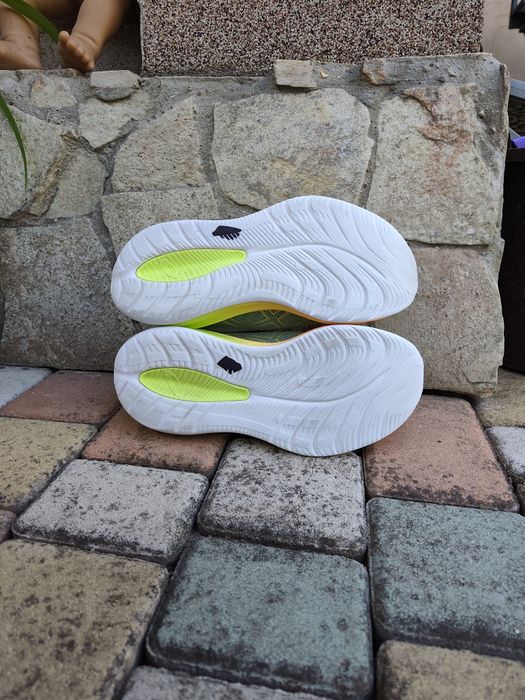 Кроссовки Hoka 41