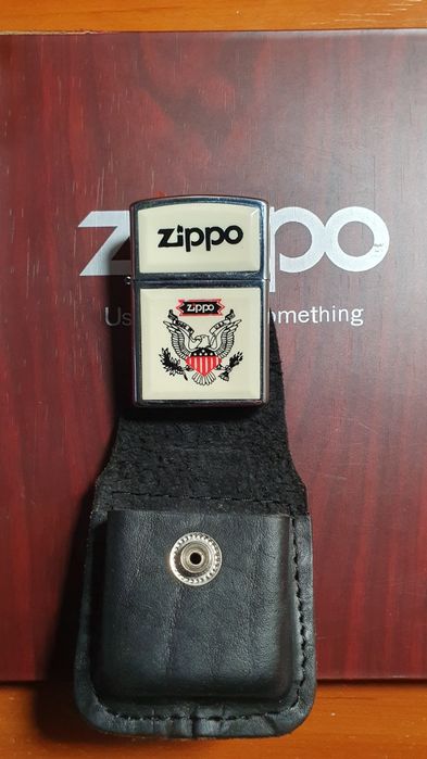 Зажигалка  бензинова ZIPPO