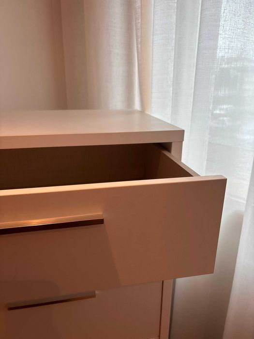 Camiseiro JOM Industria Tavira - COMO NOVO - Cómoda Quarto Branca