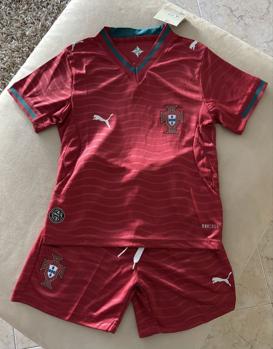 Equipamento para criança para Mundial 2026
