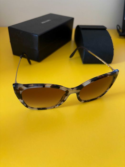 Óculos de Sol da marca Prada