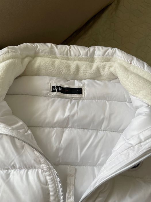 Жилетка бренду Oodji