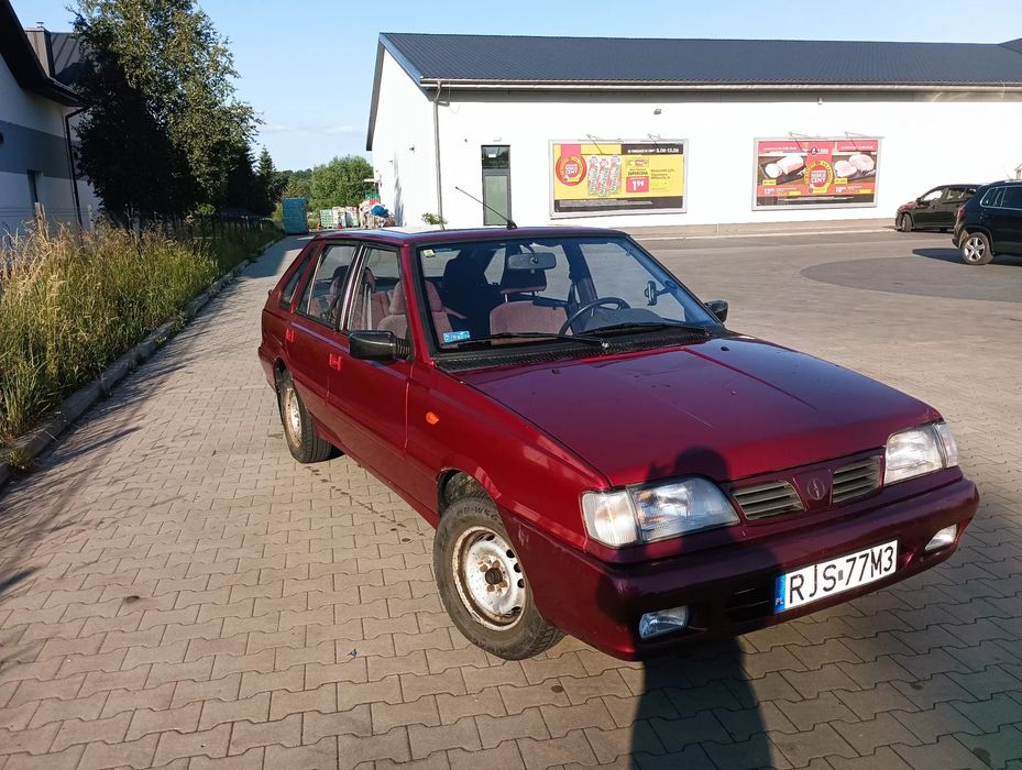 Polonez Caro