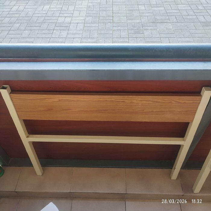 Cama de solteiro em bom estado