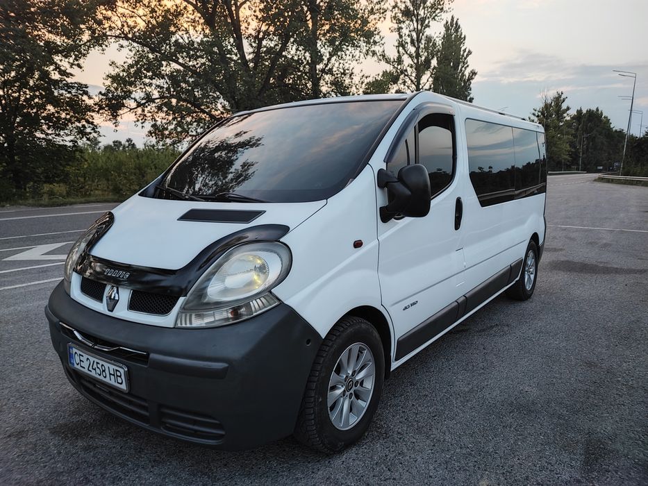 Продам бус Renault Trafic