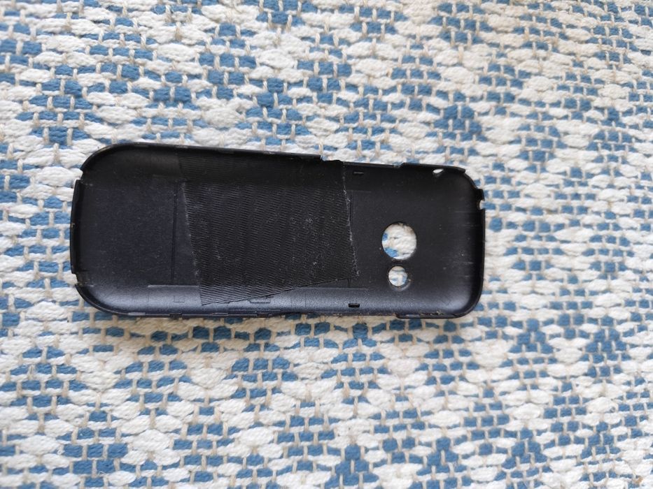 Telefon komórkowy Maxcom MM721 + ładowarka i baza,  bez baterii