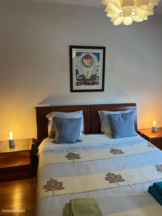 Quarto - localizado em Benfica Lisbon
