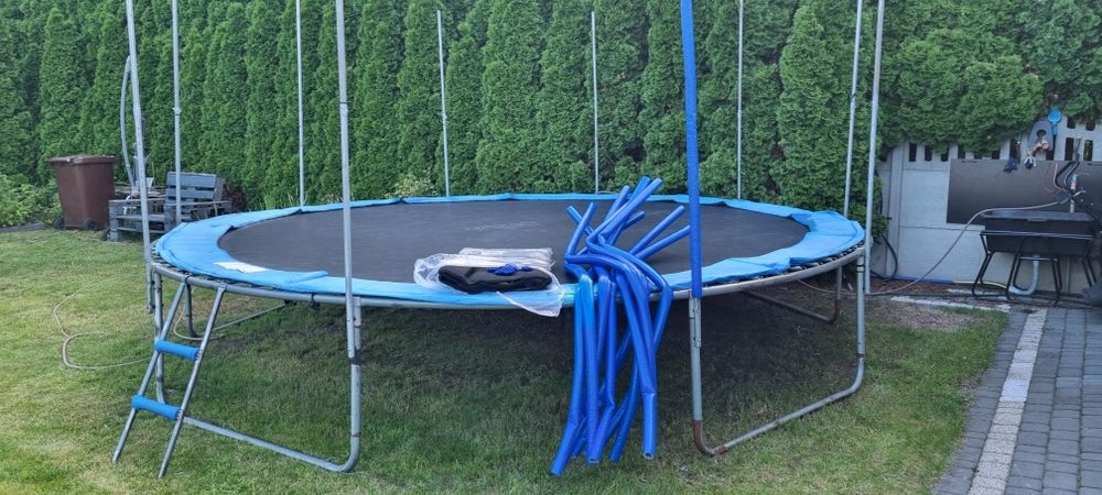 Trampolina ogrodowa 4,5m