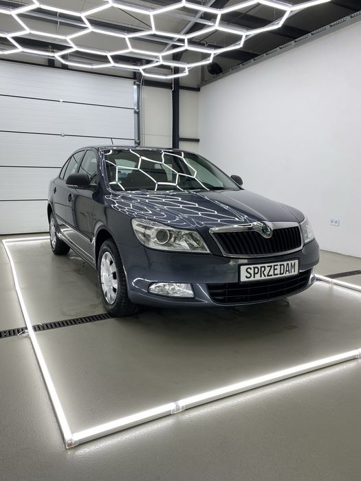 Skoda Octavia II 1.6 MPI 102 KM • 2011 • Super Stan •
