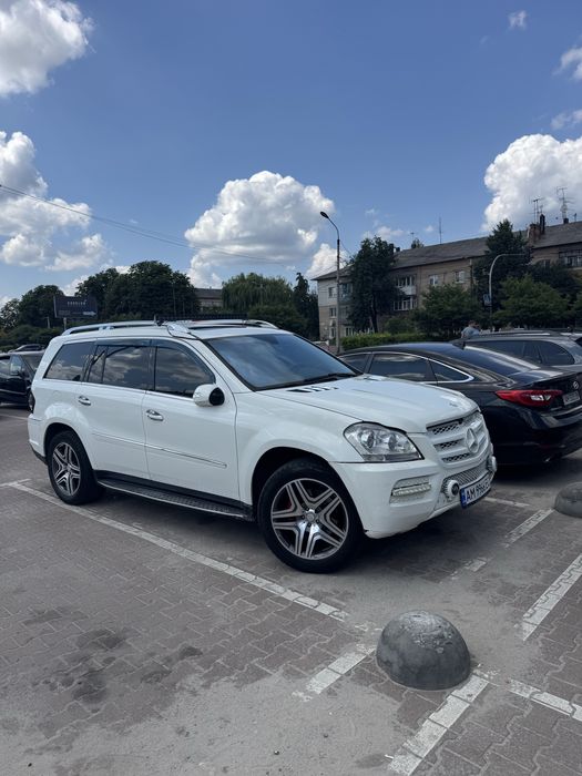 Продаж/ обмін Aвтомобіль Mersedes GL 450  2010  можливо обмін на земельну ділянку в Житомирі