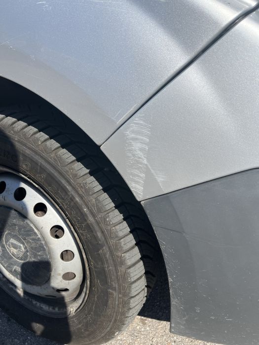 Renault Trafic 2.5 (2010”), 9000$