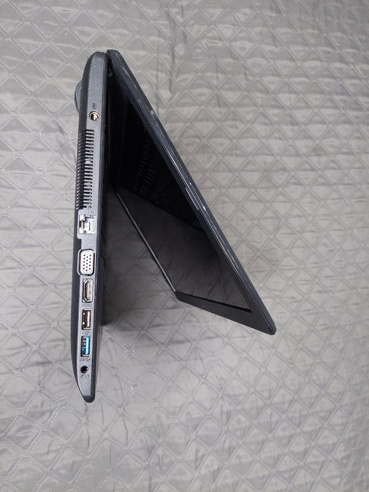 Ноутбук Asus X551* / 4Гб/ SSD 240Гб/ Батарея 3 часа.